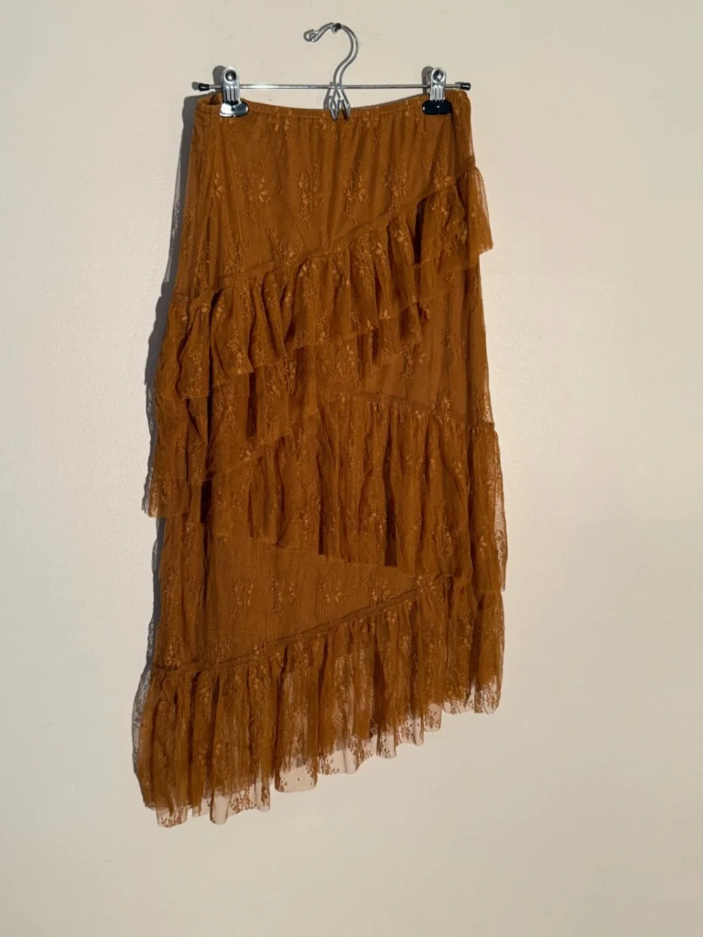 Hem & Thread Asymmetrical Ruffle Lace Skirt in Rust Brown - Picture 1 of 3